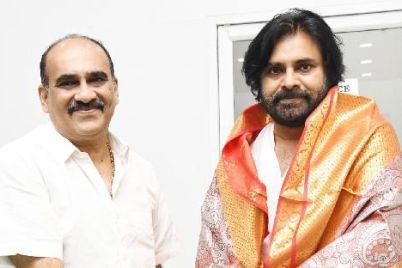 Balineni-Srinivas-Reddy-met-Pawan-Kalyan.jpg