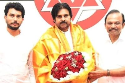 Magunta-Srinivasulu-Reddy-met-with-pawan-kalyan.jpg