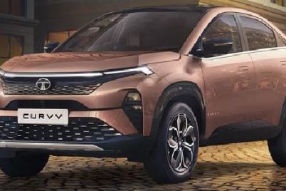 Tata-Curvv-petrol-and-diesel-engine-variants-car-Launched.jpg